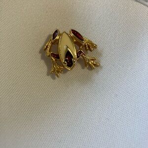Red Cream Enamel Frog Brooch Gold Tone Signed